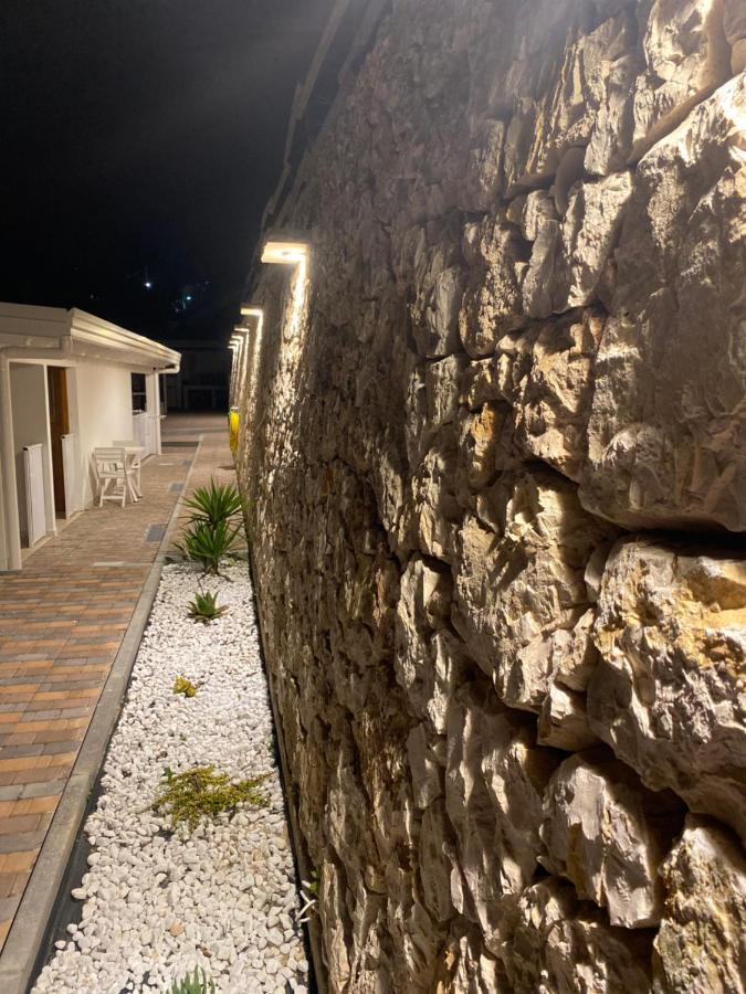 Dimora Mariuccia Otel Monte SantʼAngelo Dış mekan fotoğraf